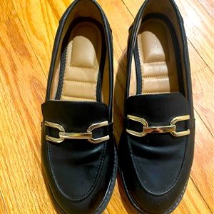 Kelly & Katie lug sole platform loafers, size 8